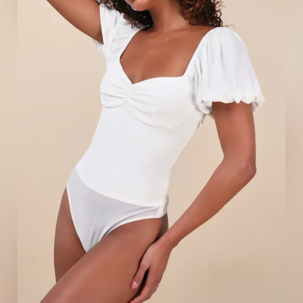 Lulu's White Puff Sleeve Bodysuit- NWT